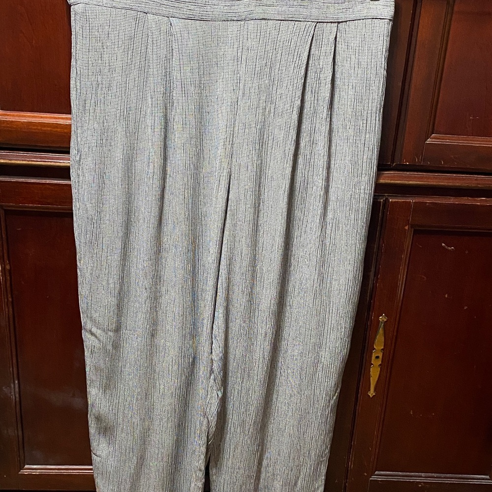 Vintage plus size 26 black and white dress Pants